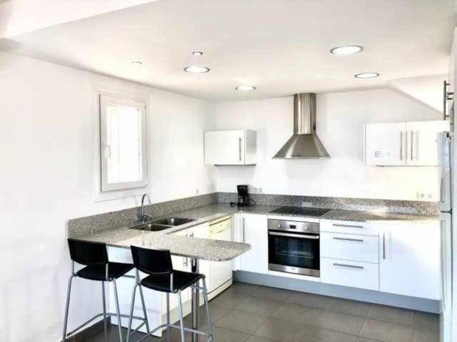 Amplio Apartamento Con Jardin En Almadrava Roses Ngoại thất bức ảnh