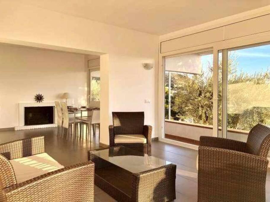Amplio Apartamento Con Jardin En Almadrava Roses Ngoại thất bức ảnh
