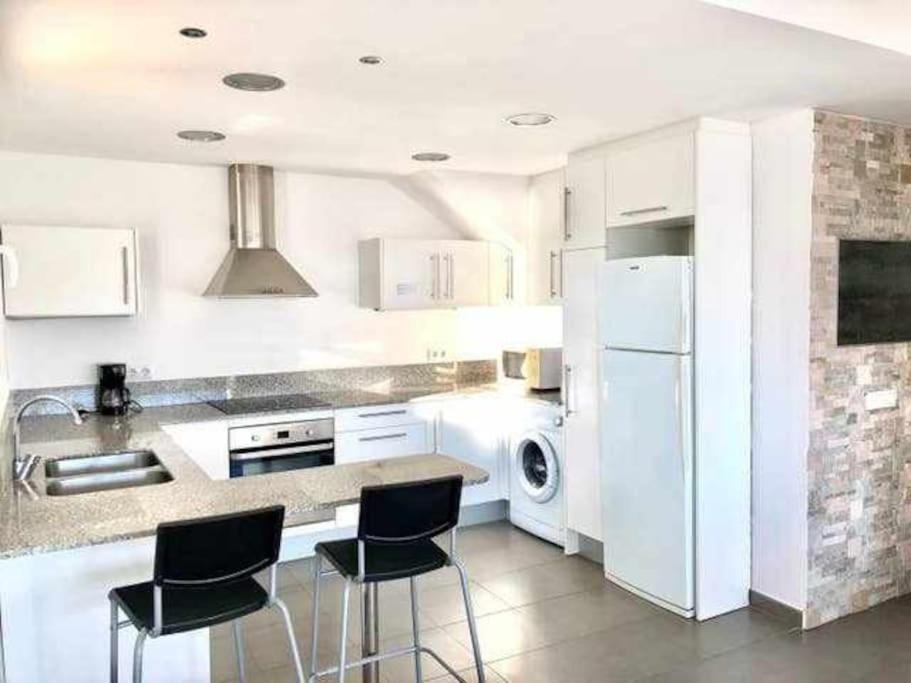Amplio Apartamento Con Jardin En Almadrava Roses Ngoại thất bức ảnh
